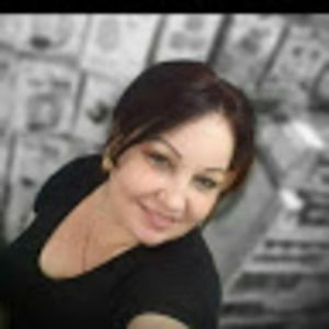 Meet your Posher, Yanet